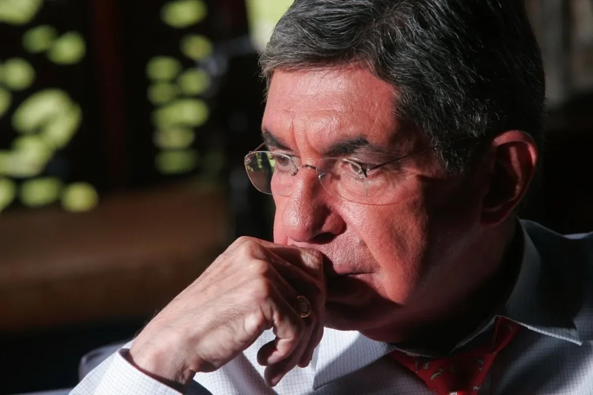 Oscar Arias: pertinacia, idealismo, pragmatismo