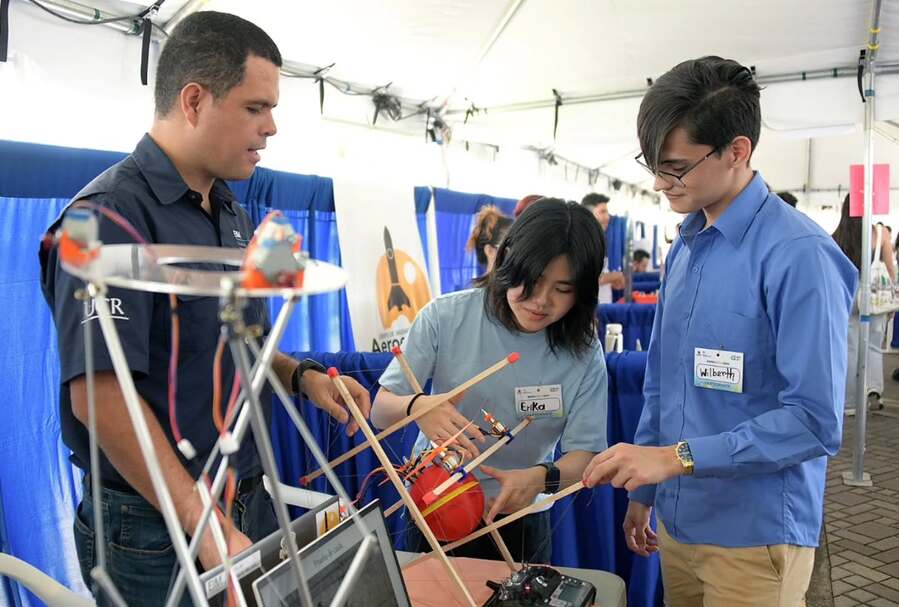 Avanza la investigación para construir robots capaces de cambiar de forma y volar