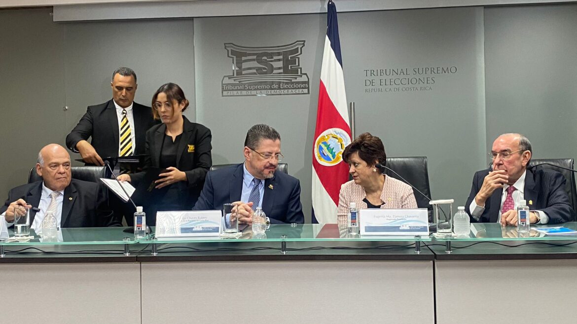 ¿Existe una crisis de poderes en Costa Rica?