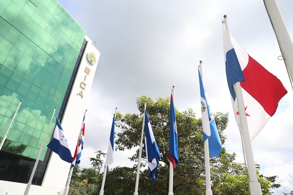 Costa Rica debe asumir su responsabilidad en el SICA