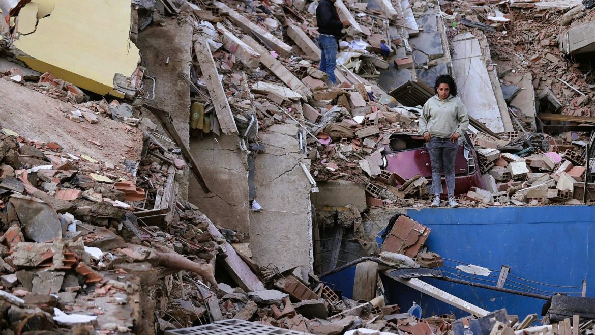 Venezuela llora destrucción y muertes por terremotos