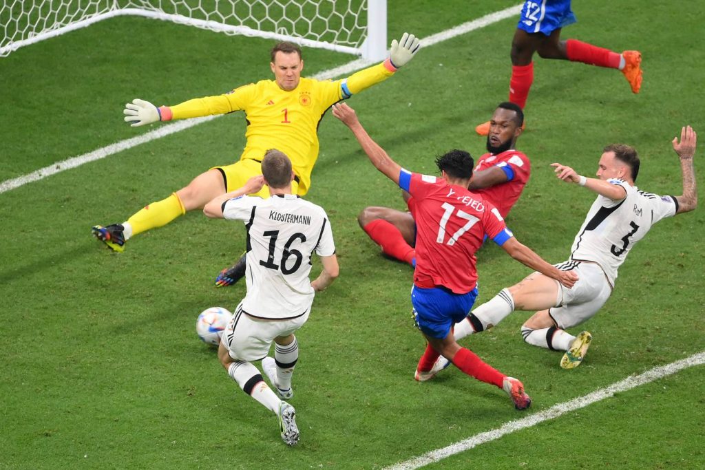 Costa Rica frente a los grandes